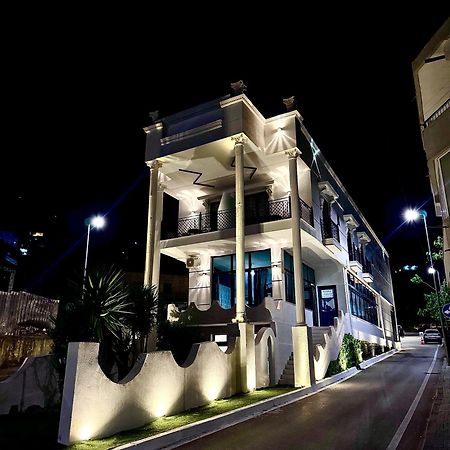 Boutique Hotel Empire Of Martin Gjirokaster Luaran gambar