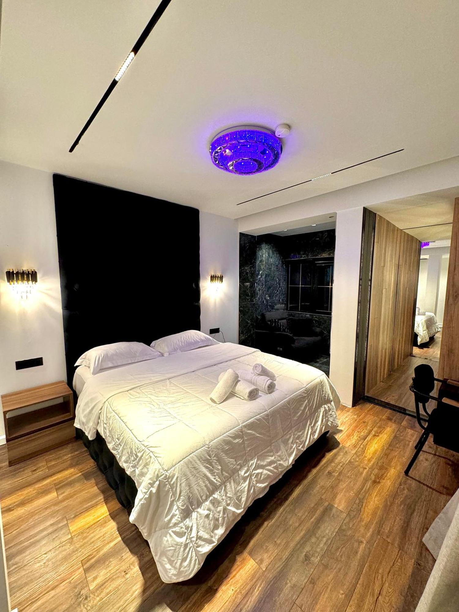 Boutique Hotel Empire Of Martin Gjirokaster Luaran gambar