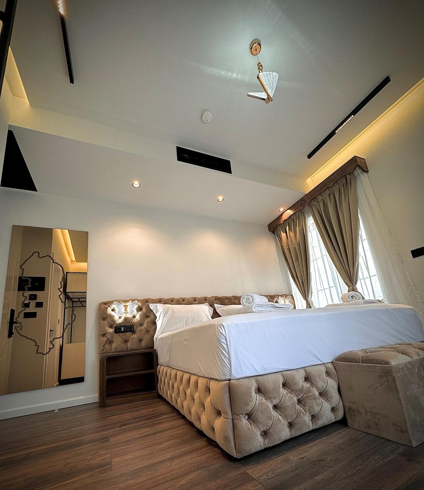 Boutique Hotel Empire Of Martin Gjirokaster Luaran gambar