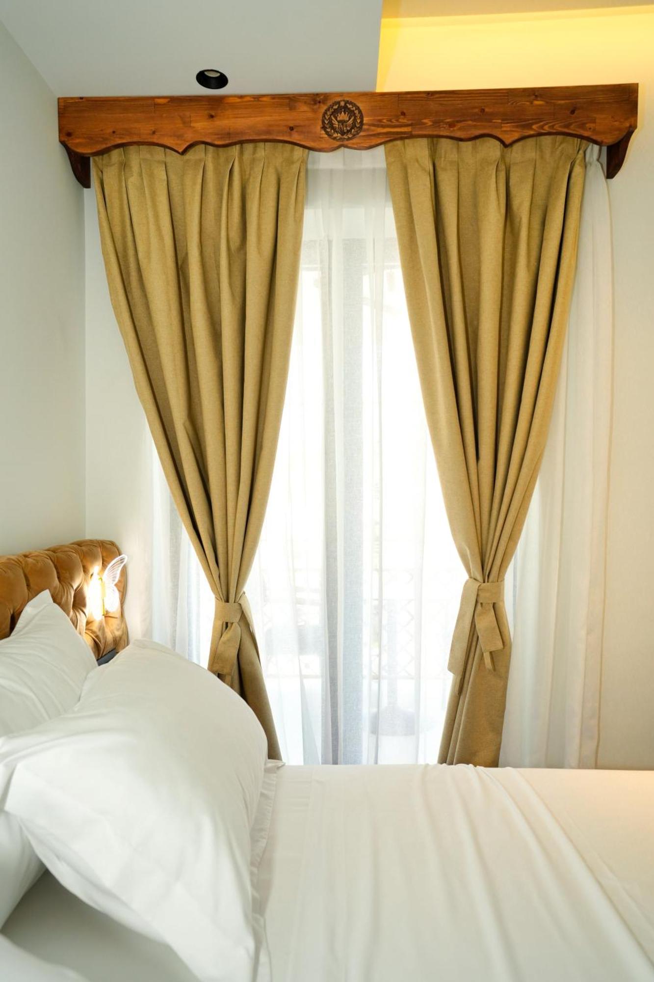 Boutique Hotel Empire Of Martin Gjirokaster Luaran gambar