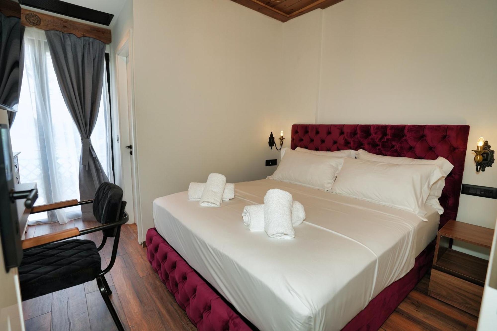 Boutique Hotel Empire Of Martin Gjirokaster Luaran gambar