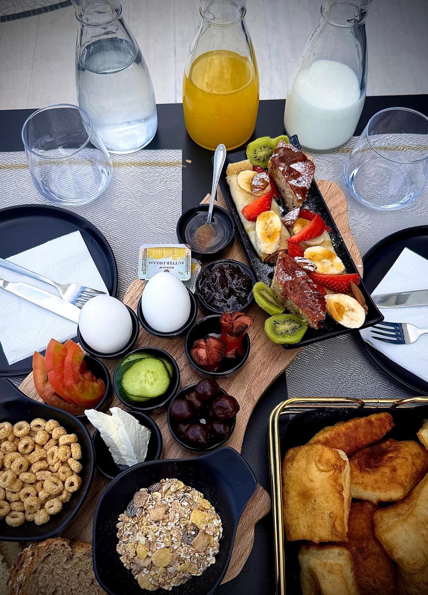Boutique Hotel Empire Of Martin Gjirokaster Luaran gambar